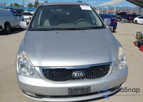 2014 Kia Sedona Lx z USA, uszkodzony, nr VIN KNDMG4C77E6538745